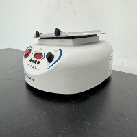 Fisher Scientific Platform Shaker image 1